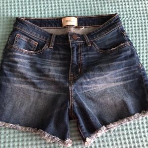 BKE cutoff shorts